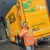 Bjorn met elektrische vrachtwagen